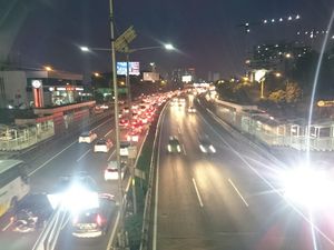Hingga Tengah Malam, Tol Arah Jakarta Masih Lancar Jaya Hingga Tengah Malam, Tol Arah Jakarta Masih Lancar Jaya
