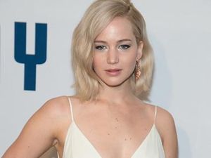 Jennifer Lawrence Mengaku Suka Berbusana Seperti Seorang Lesbian