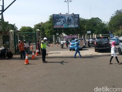 Lalin Sekitar Ragunan Macet Parah Sore Ini
