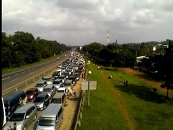 Pembangunan Infrastruktur Jalan Juga Jadi Penyebab Macet Libur Natal