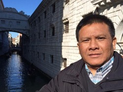 Kemlu Berduka, Diplomat Seniornya Meninggal Akibat Kebakaran di KBRI Roma