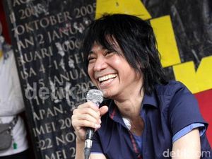 Saat Lebaran, Abdee Slank Sempat Kunjungi Rumah Anita Saat Lebaran, Abdee Slank Sempat Kunjungi Rumah Anita