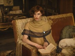 Foto: 6 Aktor Macho dalam Balutan Gaun di Layar Perak