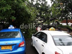 Hindari Parkir di 4 Tempat Ini Saat Musim Hujan