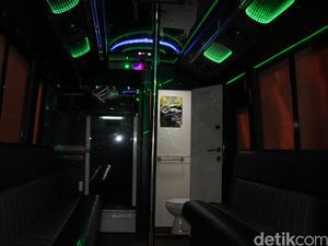 Foto: Ini Penampakan Bus Party Royal VIP yang Disita Kemenhub Foto: Ini Penampakan Bus Party Royal VIP yang Disita Kemenhub