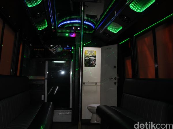 Foto: Ini Penampakan Bus Party Royal VIP yang Disita Kemenhub