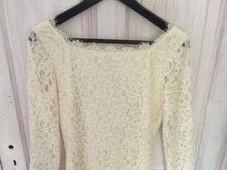 Batal Menikah di 2015, Para Wanita Ini Melukis Gaun Pengantin Hingga Beramal