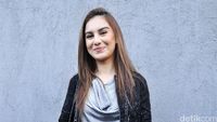 Irish Bella Dewasa di Usia 19 Tahun
