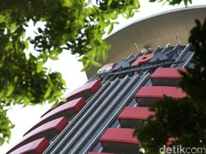 Selain Korupsi, Eks Bupati Konawe Utara Diduga Terima Rp 13 M Selain Korupsi, Eks Bupati Konawe Utara Diduga Terima Rp 13 M