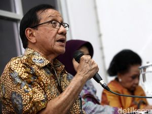 Akbar Tandjung Cek Teguran Novanto ke Ical Soal Demo 4 November