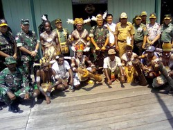 Lewati Hutan dan Rawa, TNI Akan Mulai Bangun Jalan di Papua Januari 2016