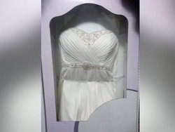 Ajaib, Gaun Pengantin Tetap Utuh Walau Rumah Hancur Kena Badai Tornado