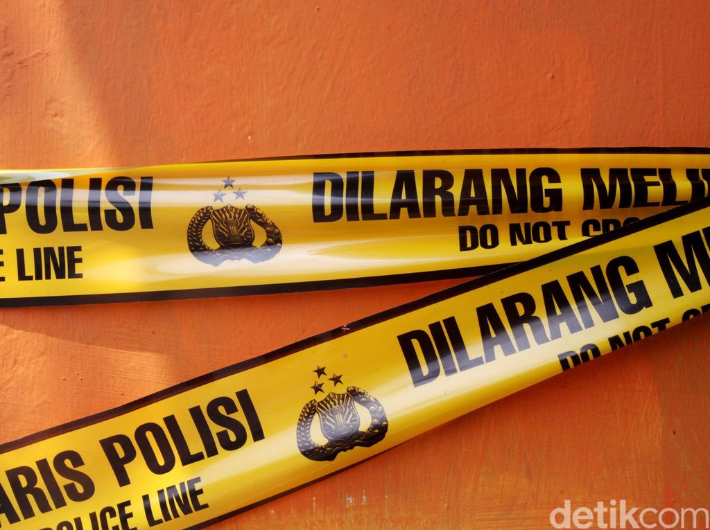 Polisi Ungkap Kelakuan Preman yang Viral Cium Tangan Prajurit TNI di Bekasi Polisi Ungkap Kelakuan Preman yang Viral Cium Tangan Prajurit TNI di Bekasi