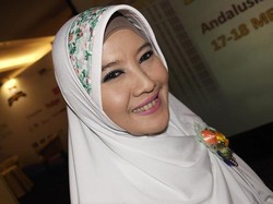 Gara-gara Foto di Biro Travel, Peggy Melati Ikut Dipolisikan Calon Jamaah Umrah