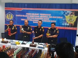 Tahun 2015, Bea Cukai Riau-Sumbar Amankan Miras Tanpa Cukai Rp 7,2 M