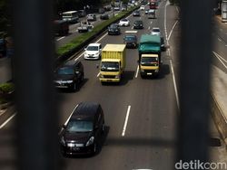 Awas, Truk Barang Nekat Melintas di Tol Jatim Saat Mudik Akan Dikandangkan!