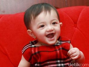 Arsy Jadi Bintang Iklan Popok, Ashanty: Dia dari Lahir Udah Sadar Kamera