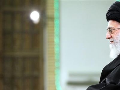 Sosok Ayatollah Khamenei yang Lawan Serangan Barat ke Suriah
