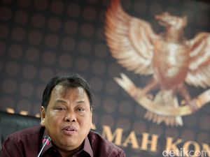 Ketua MK Tegaskan Pihaknya Bersih Selama Tangani Perkara Sengketa Pilkada Ketua MK Tegaskan Pihaknya Bersih Selama Tangani Perkara Sengketa Pilkada