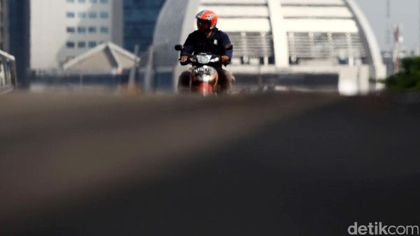 Flyover Kuningan Sisi Selatan Sudah Bisa Dilintasi