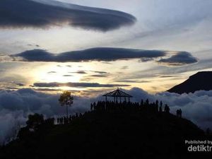 Destinasi Dieng Batal Ditutup Meski Ada Penataan Destinasi Dieng Batal Ditutup Meski Ada Penataan