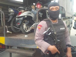 Gerebek Wilayah Padat Penduduk di Medan, Polisi Sita Sabu hingga Mesin Judi