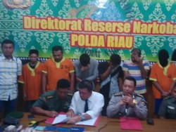 Polda Riau Tangkap 5 Pengedar Sabu