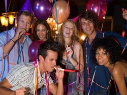 Ingin Menggelar Pesta Tahun Baru di Rumah? Simak 5 Tipsnya