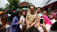 Ahok Resmikan RPTRA Karet Tengsin