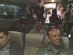 Kapal ke Ancol Telat Datang dan Berjalan Lambat, Ahok pun Kesal