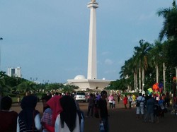 Cerita Warga India yang Penasaran Momen Tahun Baru di Monas