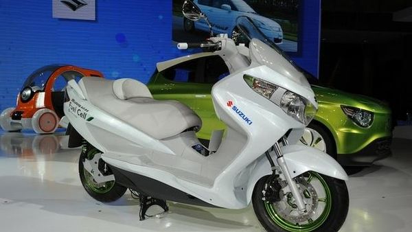 Motor Hidrogen Suzuki