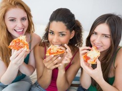 Keenakan Ngemil Bisa Kebablasan, Coba Atasi dengan 8 Cara Mudah Ini