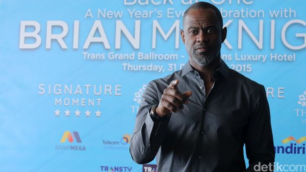 Brian McKnight Siap Rayakan Tahun Baru di Bandung
