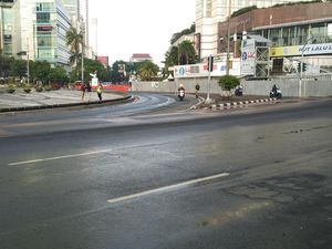 Mumpung Lengang & Bersih, Yuk ke Bundaran HI Sekarang!