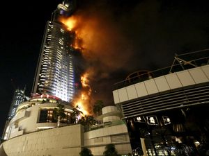 Penyelidikan Penyebab Kebakaran Gedung Dekat Burj Khalifa Masih Dilakukan
