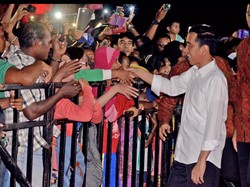 Pesan Kesederhanaan Jokowi di Malam Tahun Baru dari Raja Ampat
