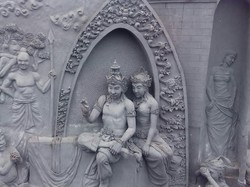 Melihat Relief Gajah Mada Sampai Jengis Khan di Monas, Tapi Sayang Ada yang Kurang