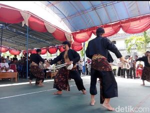 Tahanan di Lapas Ponorogo Dilatih Main Reog