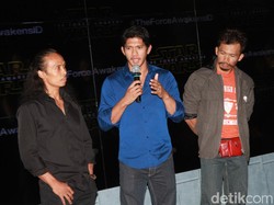 Syuting Bareng, Trio The Raid Banyak Ngobrol dengan Harrison Ford