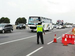 Arus Balik Liburan, Tol Cikampek Masih Lancar
