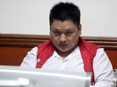 Adik Freddy Budiman Divonis Seumur Hidup