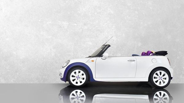 MINI Ini Tampil Cantik dan Menawan