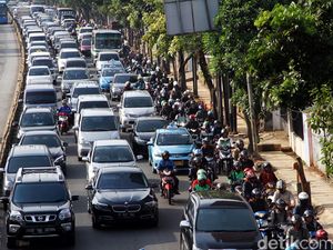 Asal Bunyikan Klakson Bisa Didenda Rp 17,5 Juta di Negara Ini Asal Bunyikan Klakson Bisa Didenda Rp 17,5 Juta di Negara Ini