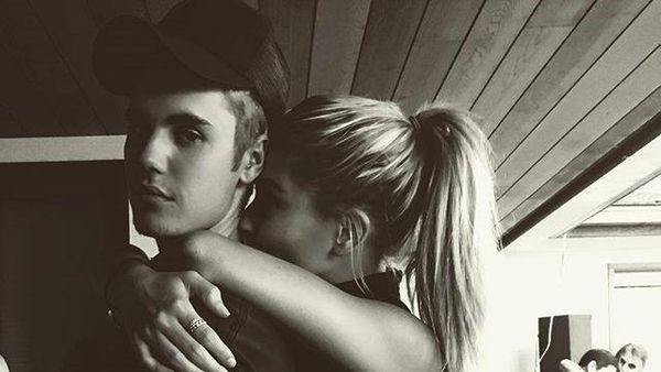 Move On? Justin Bieber Mesra-mesraan dengan Hailey Baldwin