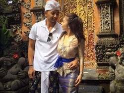 Potret Kemesraan Nikita Willy dan Kekasih