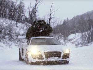 Pakai Mobil Ini Serasa Naik Roket ke Bulan