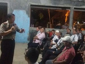 Cegah Tawuran Terulang, Polisi Kumpulkan Warga Cengkareng yang Bertikai