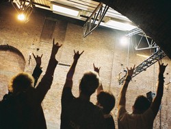 Ciuman Mesra Mino Jadi Hiasan di Teaser Comeback WINNER