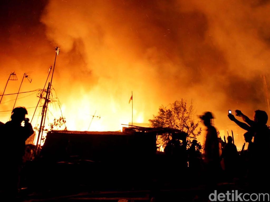 Tinggal di Pulau Tak Berpenghuni, Pria di Kalteng Tewas Terbakar di Gubuknya Tinggal di Pulau Tak Berpenghuni, Pria di Kalteng Tewas Terbakar di Gubuknya